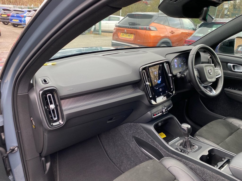 Used Volvo XC40 2021 for sale - 76642262: Photo 16