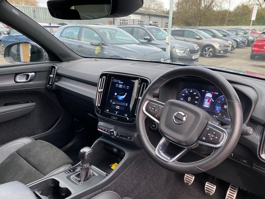 Used Volvo XC40 2021 for sale - 76642262: Photo 21