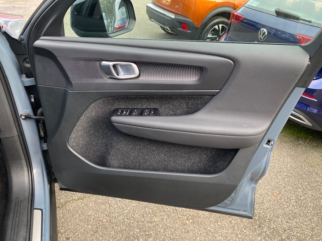 Used Volvo XC40 2021 for sale - 76642262: Photo 22