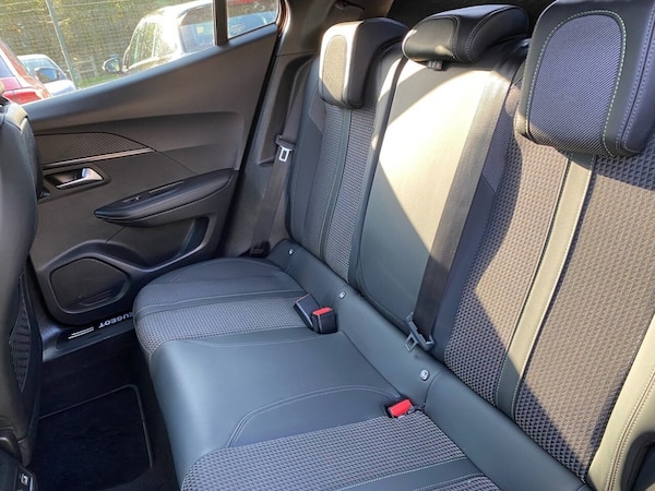 Used Peugeot 2008 2022 for sale - 76279635: Photo 19