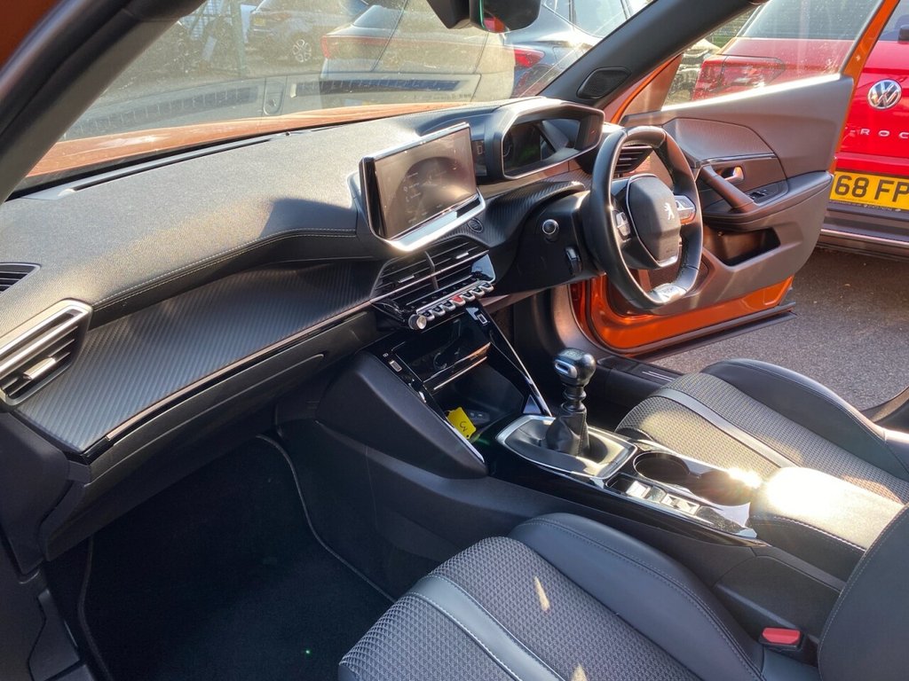 Used Peugeot 2008 2022 for sale - 76279635: Photo 2