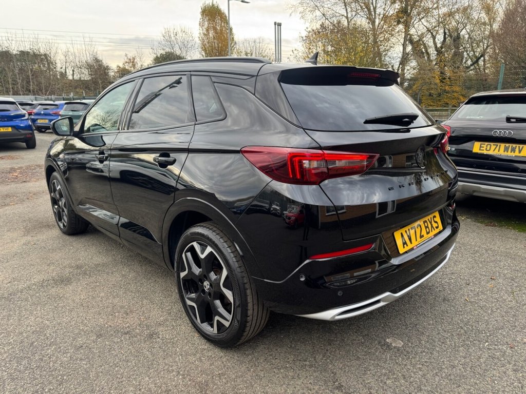 Used Vauxhall Grandland 2022 for sale - 76481929: Photo 2