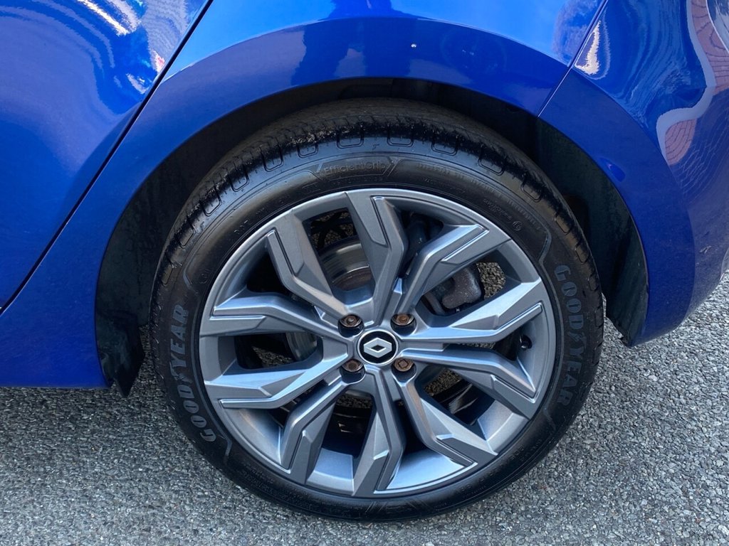 Used Renault Clio 2023 for sale - 76039204: Photo 38