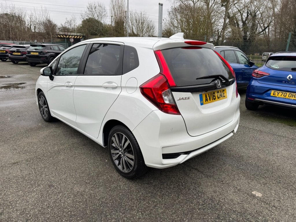 Used Honda Jazz 2018 for sale - 77421849: Photo 4