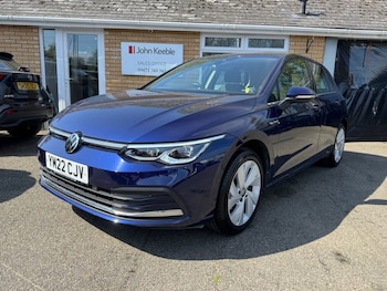 Used Volkswagen Golf 2022 for sale - 78401028: Photo