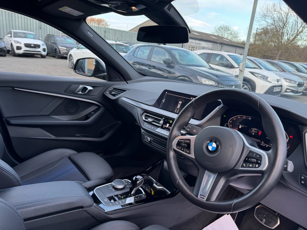 Used BMW 1 Series 2024 for sale - 77327863: Photo 21