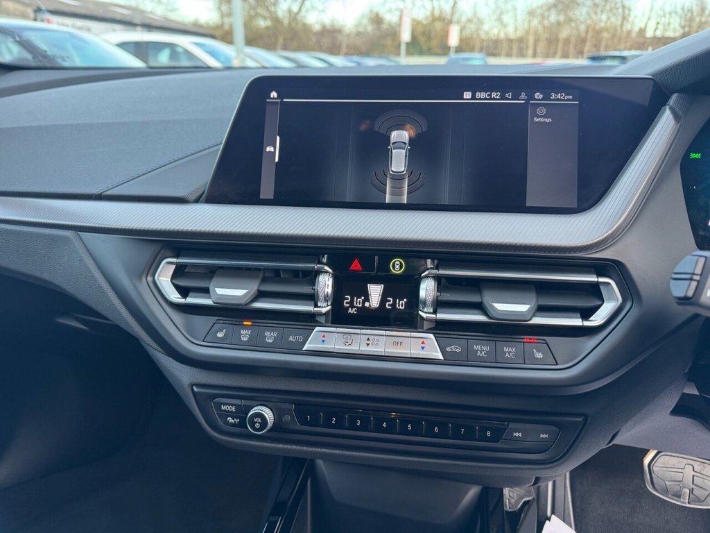 Used BMW 1 Series 2024 for sale - 77327863: Photo 24