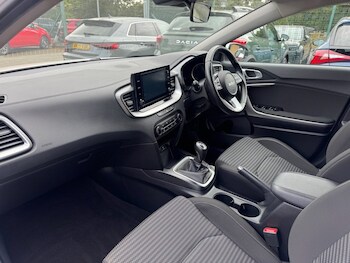 Used Kia XCeed 2023 for sale - 79300089: Photo