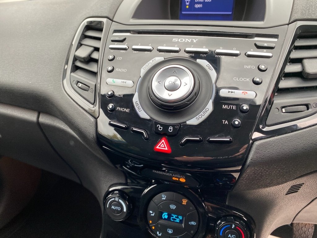 Used Ford Fiesta 2014 for sale - 76470077: Photo 20