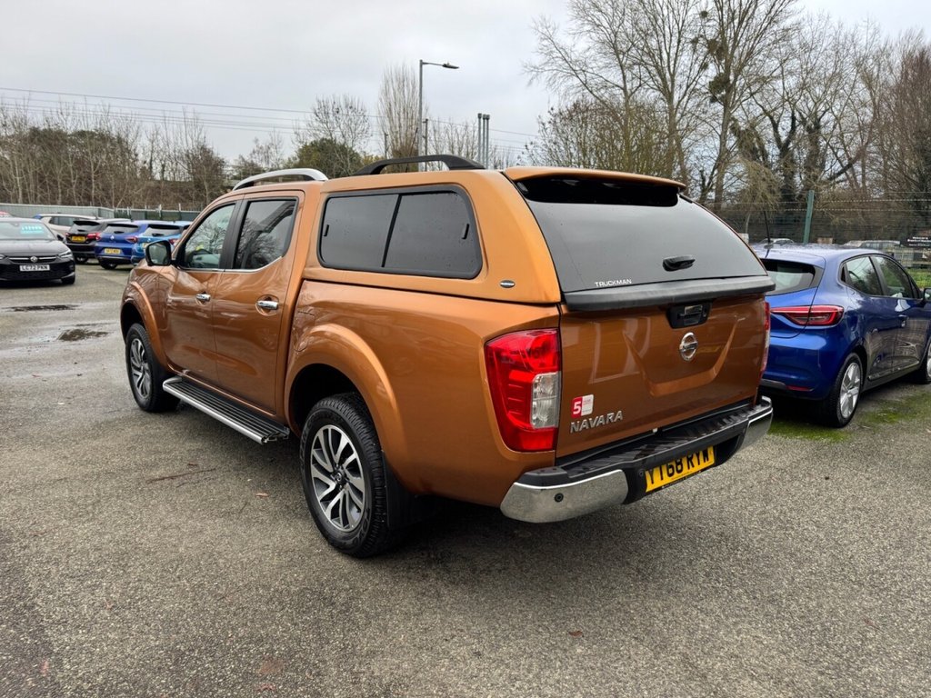 Used Nissan Navara 2018 for sale - 77038021: Photo 3