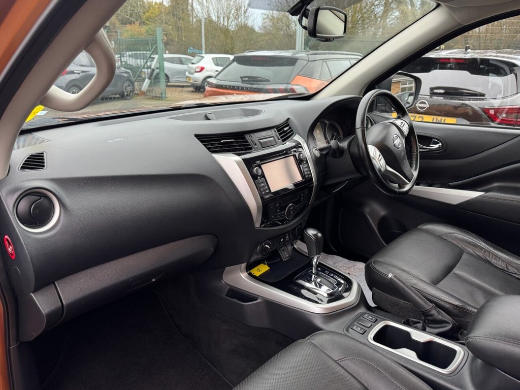 Used Nissan Navara 2018 for sale - 77038021: Photo 4