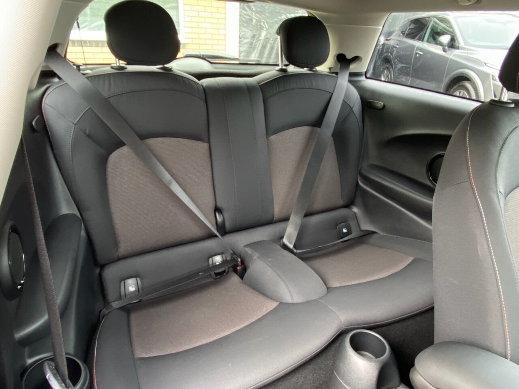 Used MINI Hatch 2023 for sale - 76132342: Photo 21