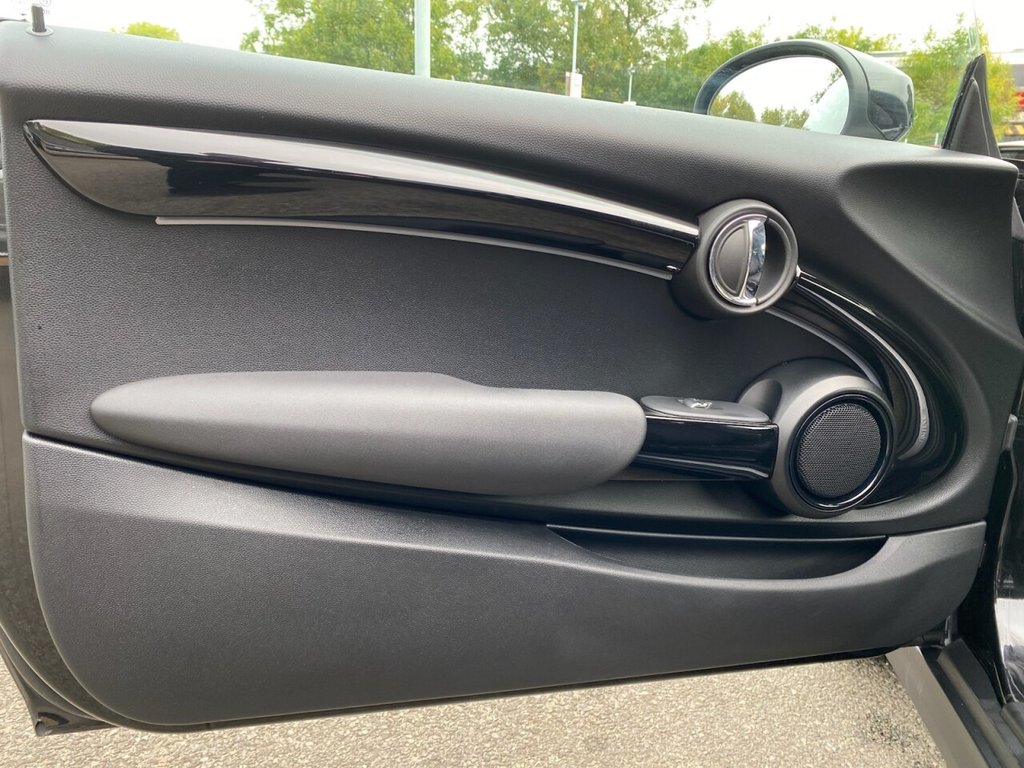 Used MINI Hatch 2023 for sale - 76132342: Photo 25