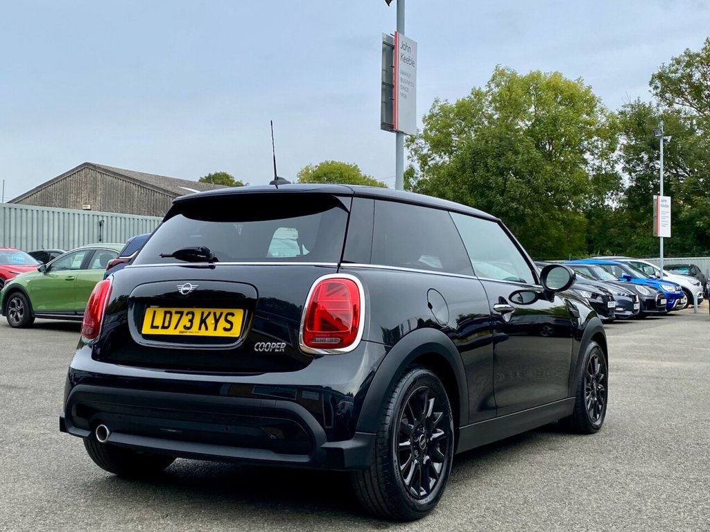 Used MINI Hatch 2023 for sale - 76132342: Photo 9