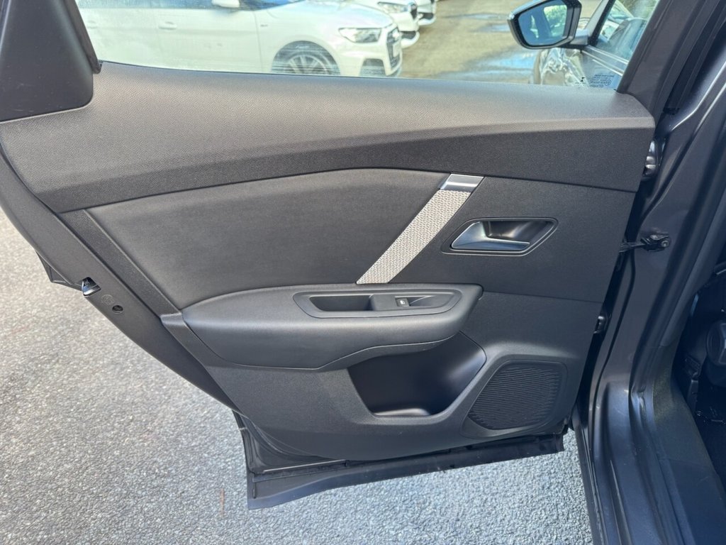 Used Citroen C4 2022 for sale - 77558034: Photo 15