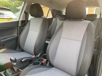 Used Hyundai i20 2020 for sale - 75573239: Photo