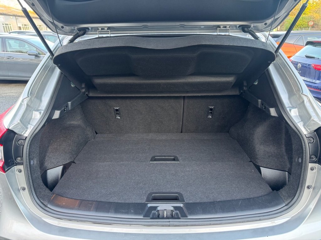 Used Nissan Qashqai 2018 for sale - 76724406: Photo 11