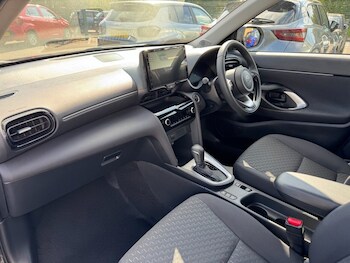 Used Toyota Yaris Cross 2025 for sale - 78330048: Photo