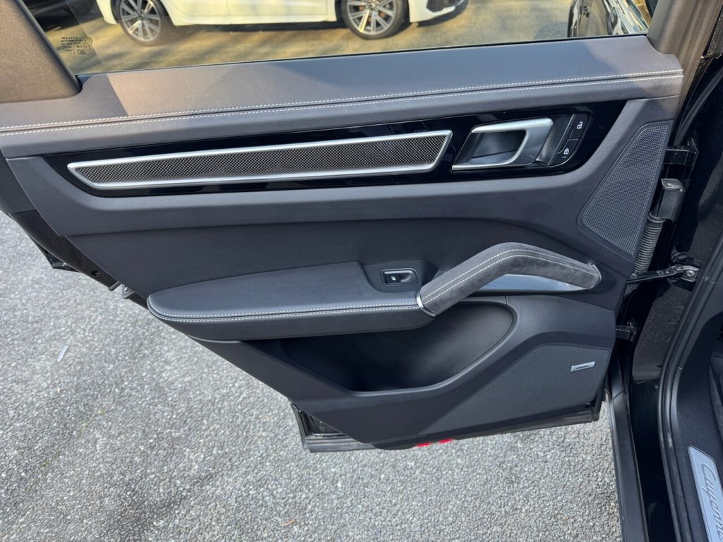 Used Porsche Cayenne 2022 for sale - 77952440: Photo 15