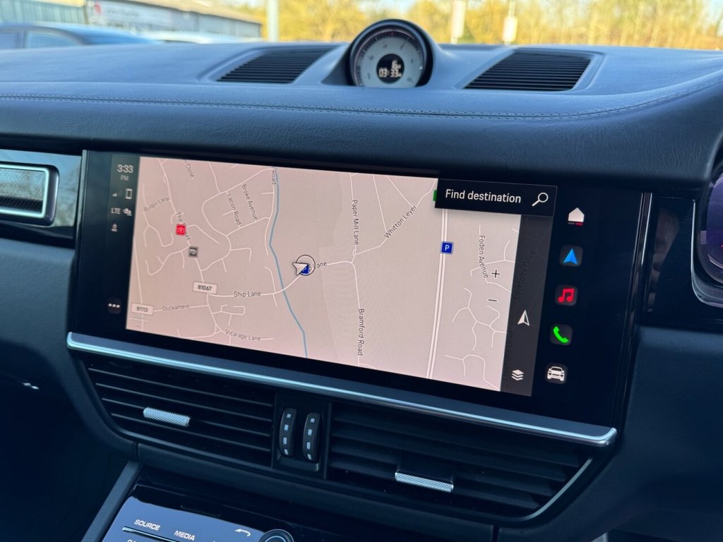 Used Porsche Cayenne 2022 for sale - 77952440: Photo 31