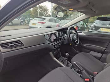 Used Volkswagen Polo 2018 for sale - 79856596: Photo