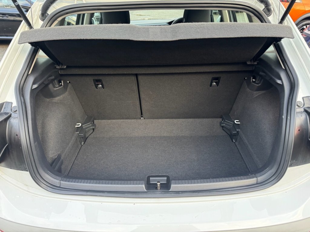 Used Volkswagen Polo 2022 for sale - 76867382: Photo 12