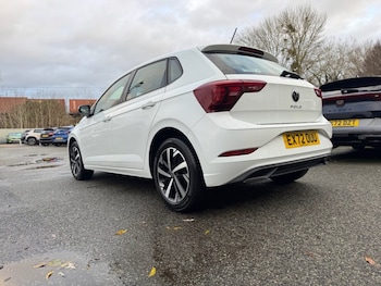 Used Volkswagen Polo 2022 for sale - 76867382: Photo