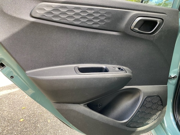 Used Hyundai i10 2022 for sale - 76173338: Photo 29