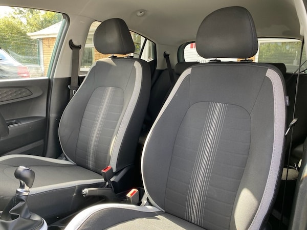 Used Hyundai i10 2022 for sale - 76173338: Photo 2