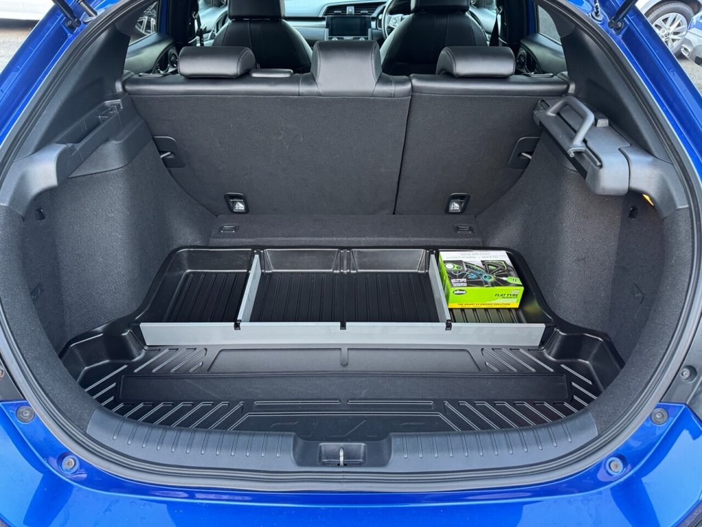 Used Honda Civic 2018 for sale - 77770961: Photo 18