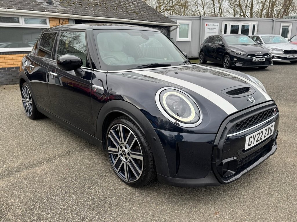 Used MINI Hatch 2022 for sale - 77642384: Photo 10