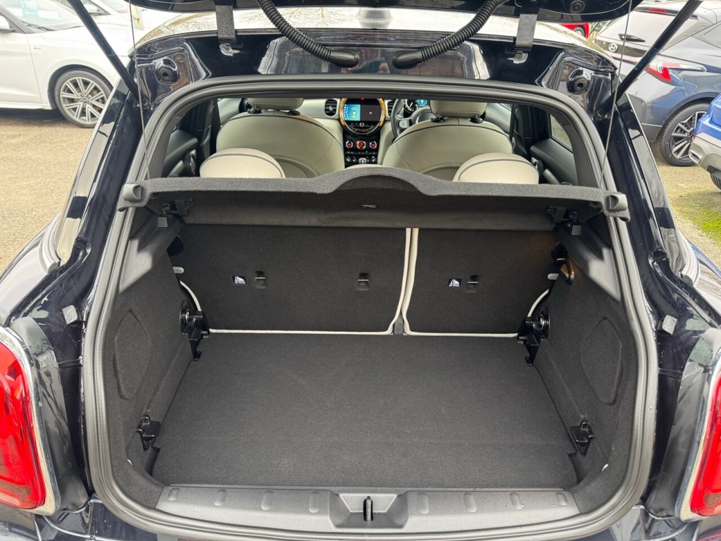 Used MINI Hatch 2022 for sale - 77642384: Photo 14