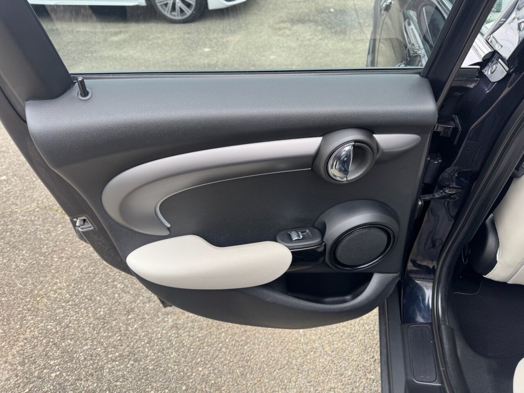 Used MINI Hatch 2022 for sale - 77642384: Photo 16