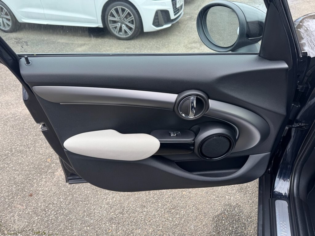 Used MINI Hatch 2022 for sale - 77642384: Photo 19