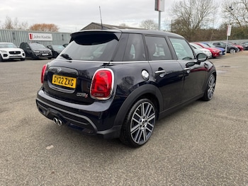 Used MINI Hatch 2022 for sale - 77642384: Photo