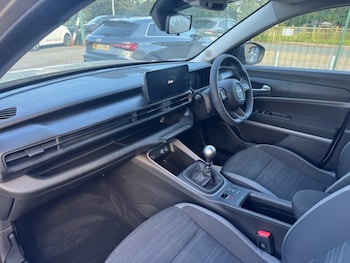 Used Jeep Avenger 2025 for sale - 79050871: Photo