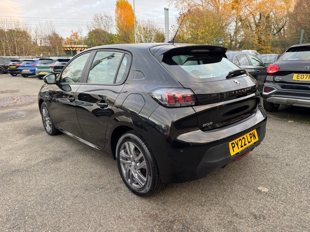 Used Peugeot 208 2022 for sale - 76481928: Photo 2