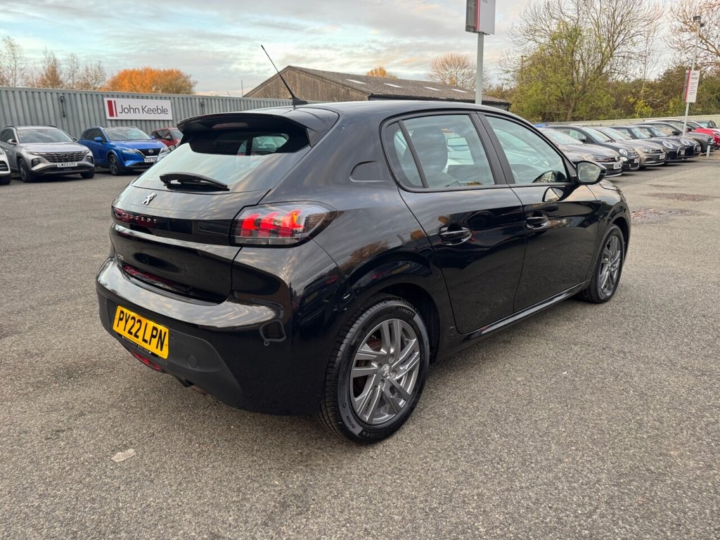 Used Peugeot 208 2022 for sale - 76481928: Photo 8