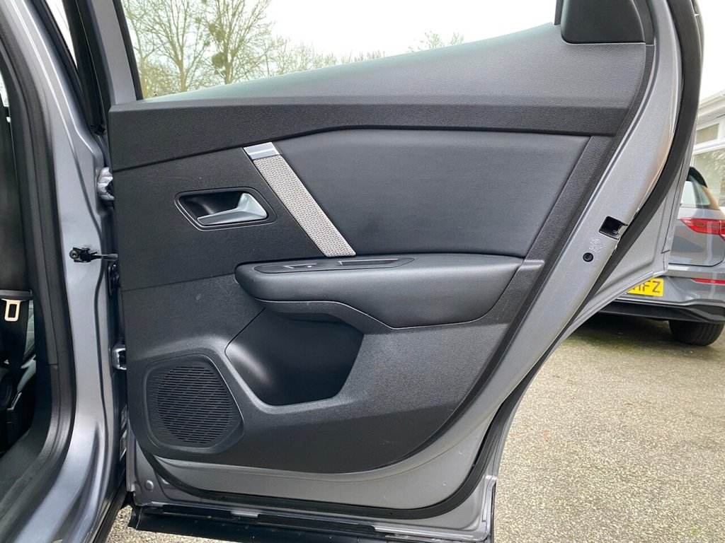 Used Citroen C4 2021 for sale - 76395990: Photo 33