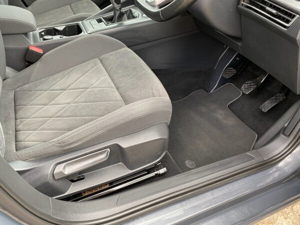 Used Volkswagen Golf 2020 for sale - 75665802: Photo 21