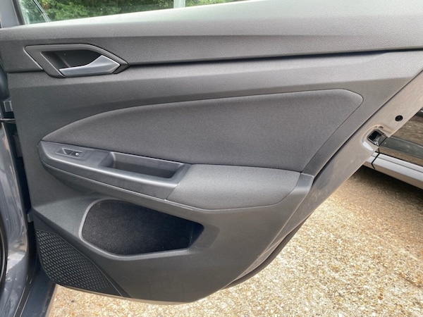 Used Volkswagen Golf 2020 for sale - 75665802: Photo 32