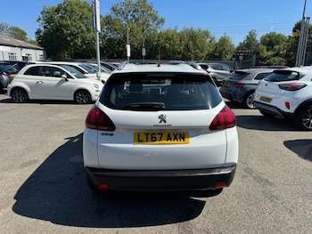 Used Peugeot 2008 2017 for sale - 79518267: Photo