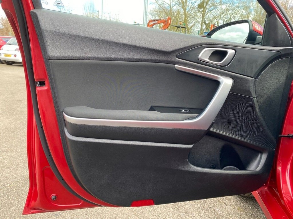 Used Kia Ceed 2021 for sale - 77666604: Photo 6