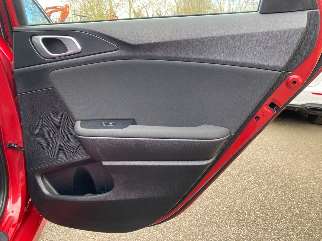 Used Kia Ceed 2021 for sale - 77666604: Photo 8