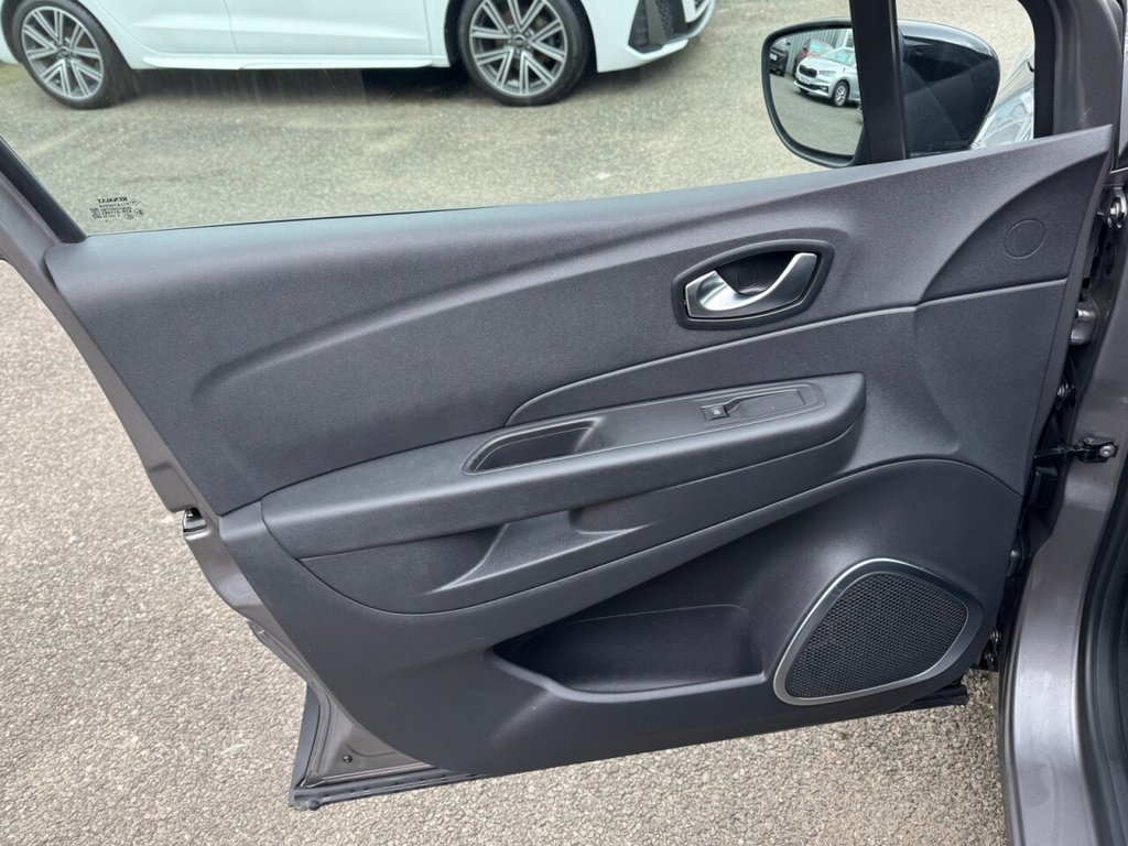 Used Renault Captur 2018 for sale - 77719380: Photo 14