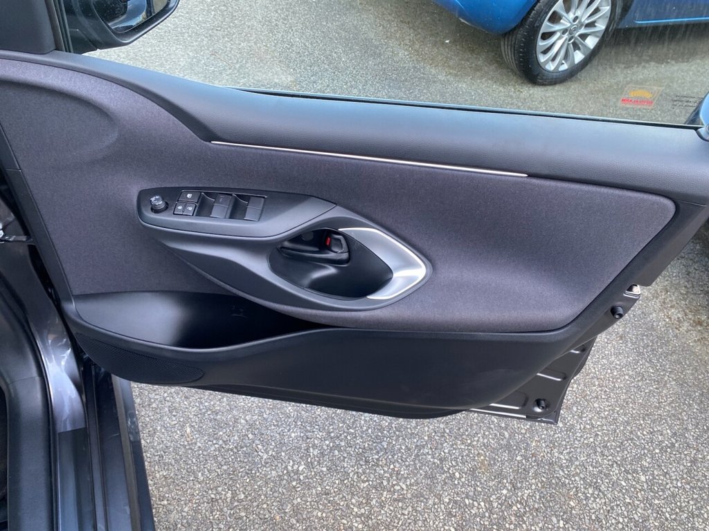 Used Mazda Mazda2 HYBRID 2023 for sale - 78117611: Photo 18