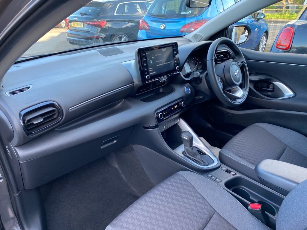 Used Mazda Mazda2 HYBRID 2023 for sale - 78117611: Photo 4