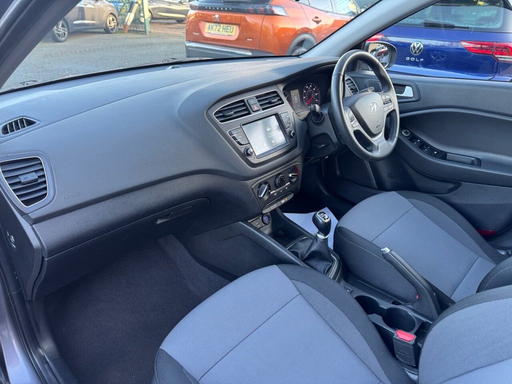 Used Hyundai i20 2020 for sale - 76909720: Photo 4