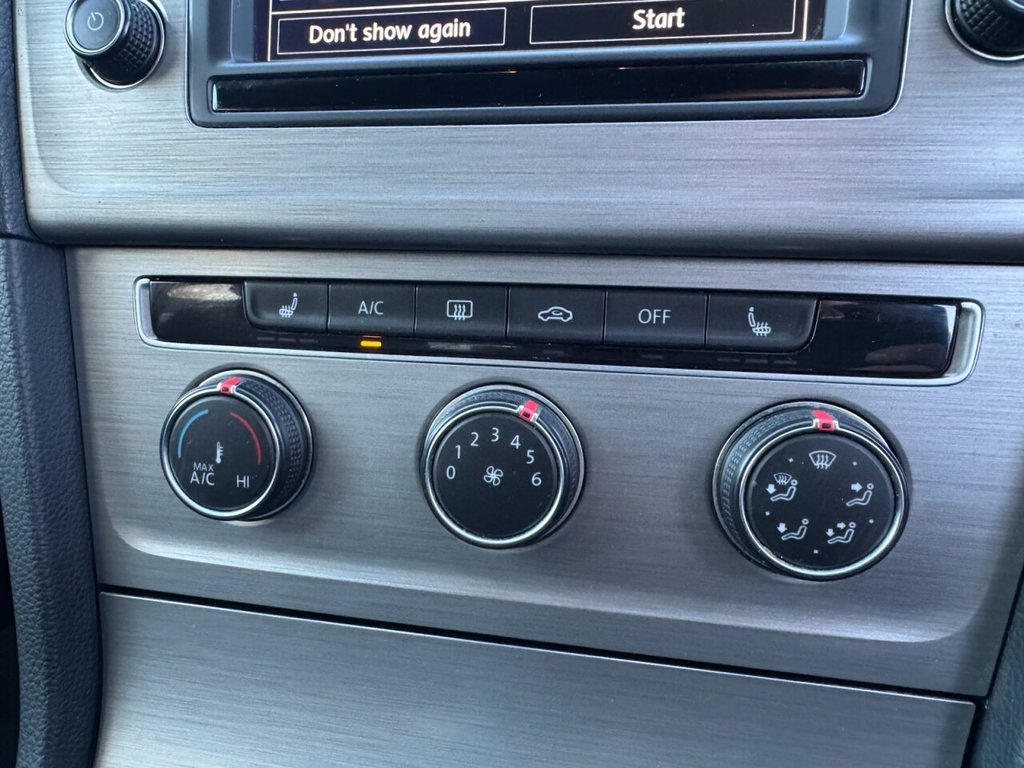 Used Volkswagen Golf 2017 for sale - 78036395: Photo 23