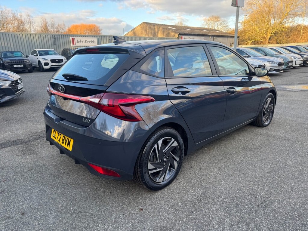 Used Hyundai i20 2022 for sale - 77557599: Photo 3